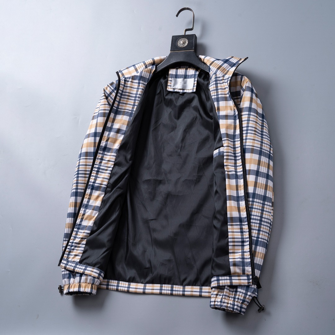 【DIOR旗艦店】ディオール 秋冬の新作ジャケット 、ご好評に付き再入荷！