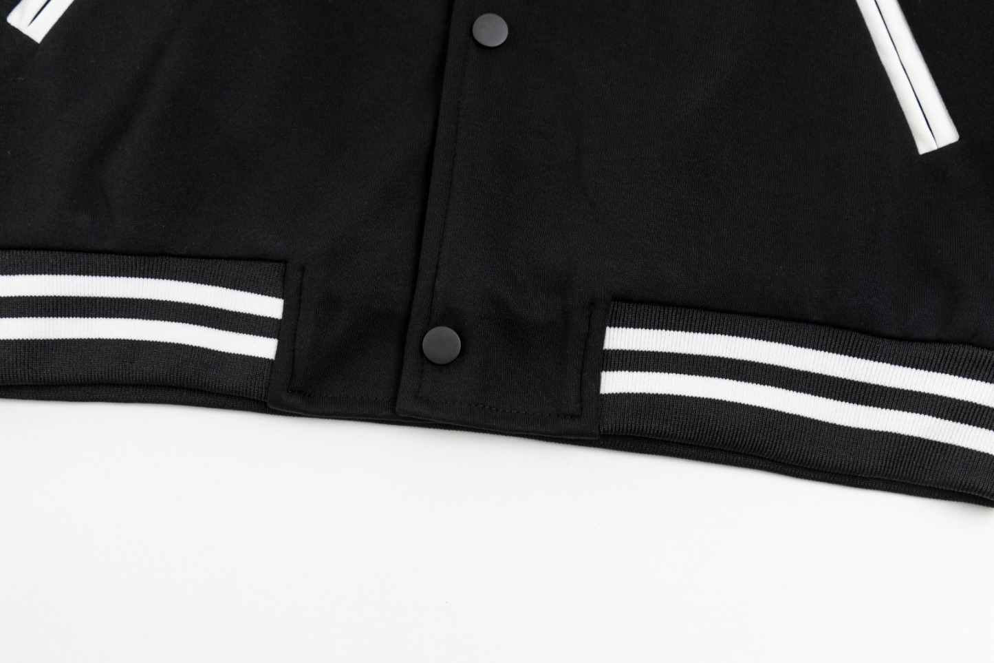 【SAINT LAURENT旗艦店】野球服のジャケット ご好評に付き再入荷！