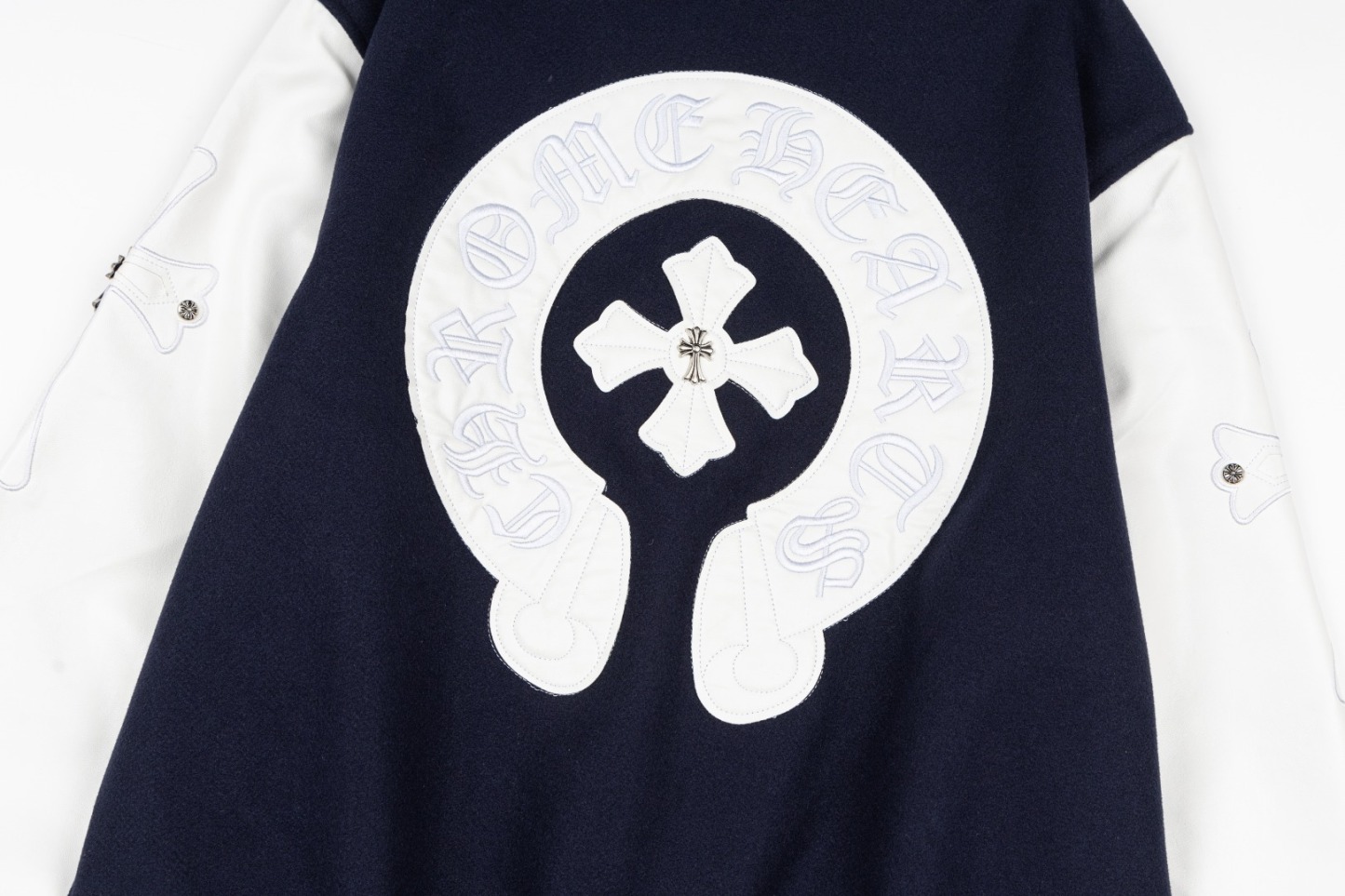 【CHROME HEARTS旗艦店】クロムハーツ ジャケット ご好評に付き再入荷！