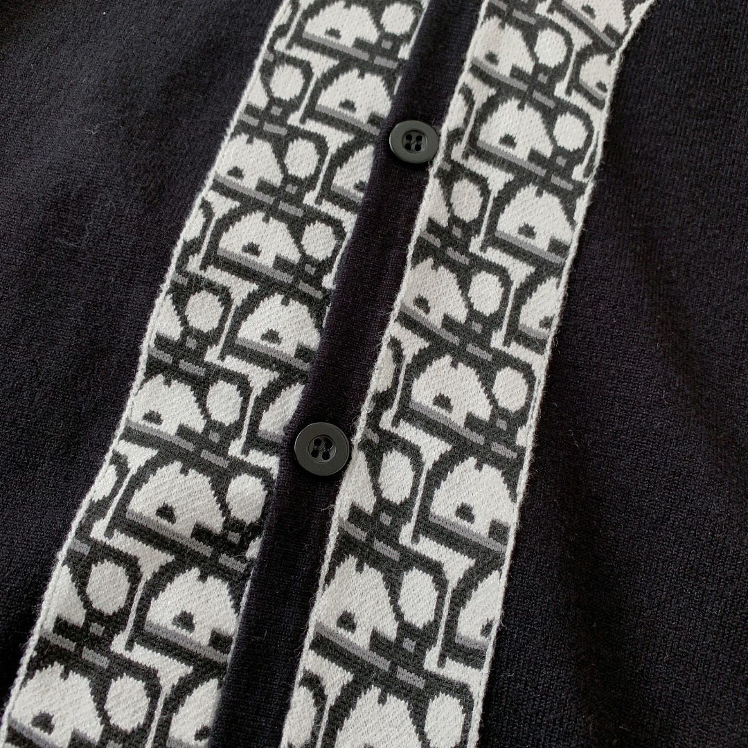 【DIOR旗艦店】ディオール セーター ご好評に付き再入荷！