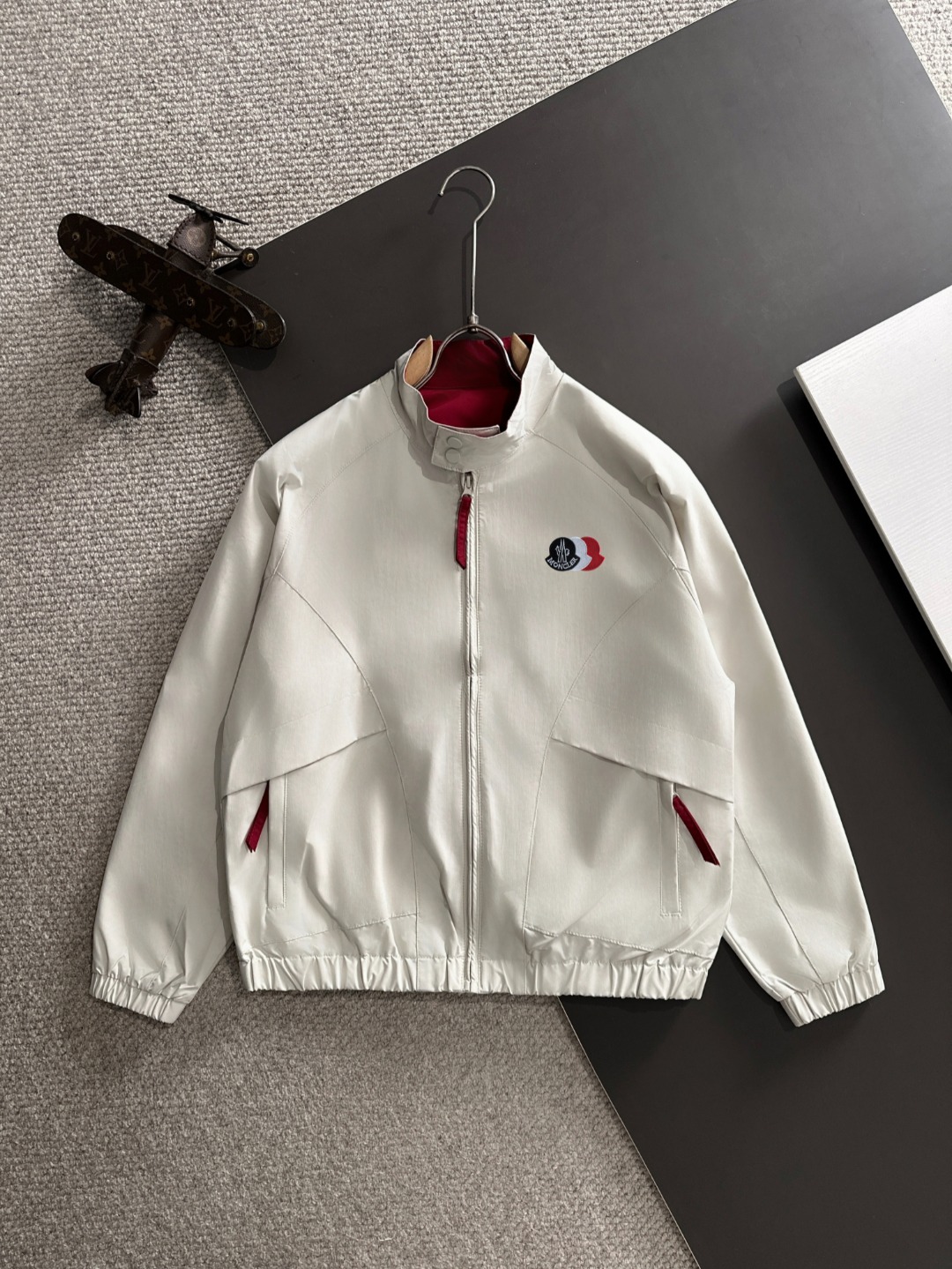 【MONCLER旗艦店】モンクレール ジャケット 、ご好評に付き再入荷！