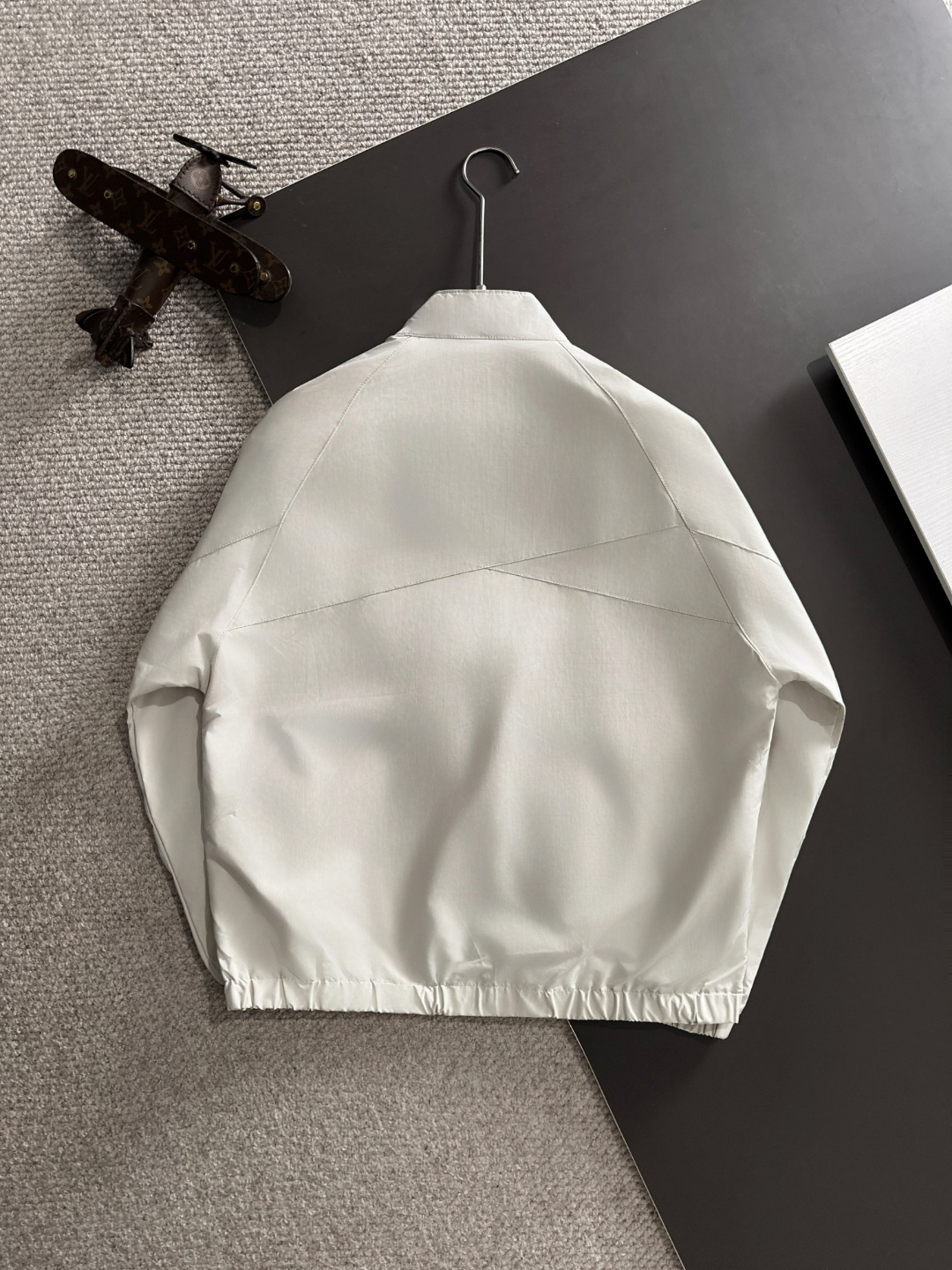 【MONCLER旗艦店】モンクレール ジャケット 、ご好評に付き再入荷！