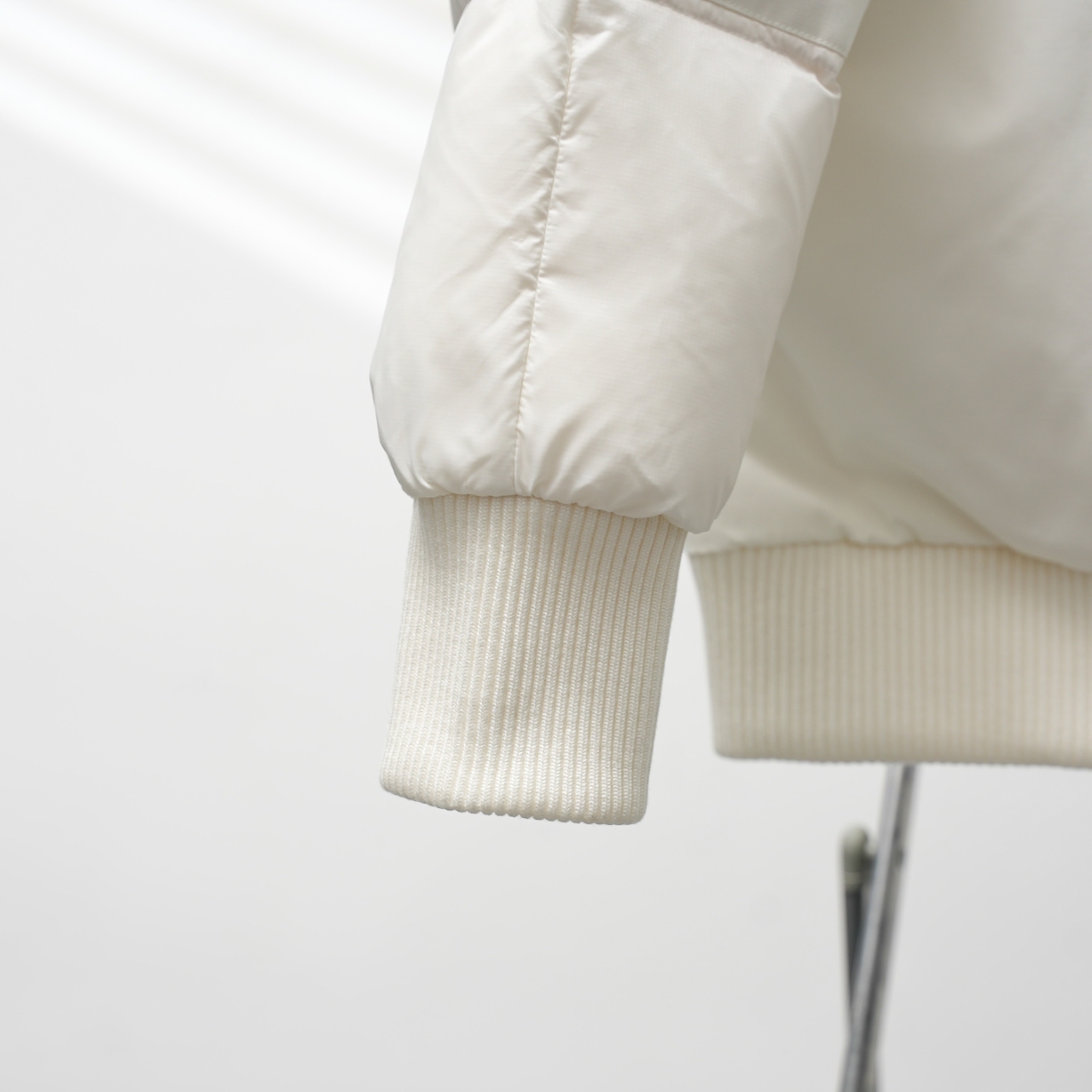 【公式旗艦店】ダウンジャケット 男女兼用、ご好評に付き再入荷！