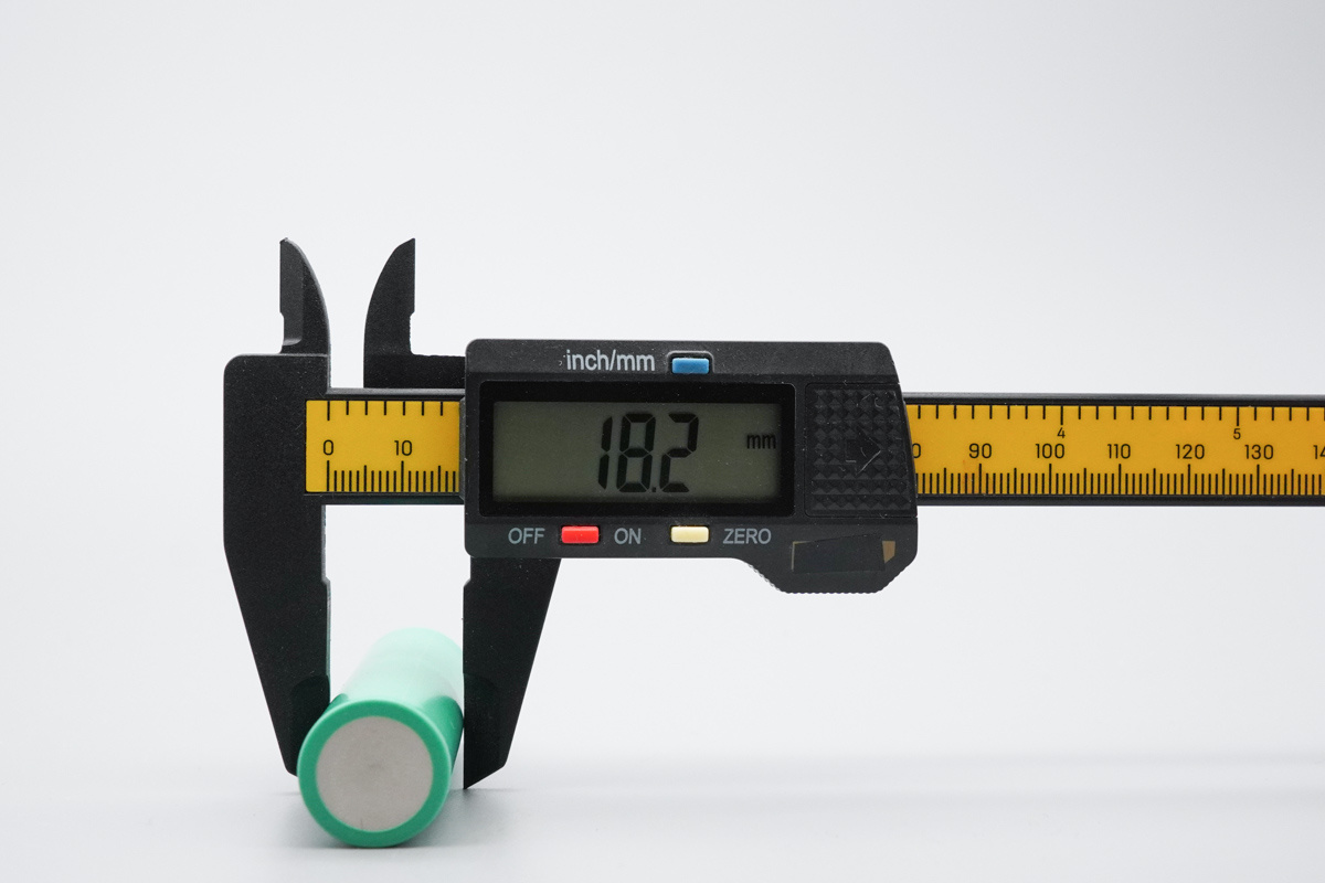 DMEGC 东磁INR18650-30P 3.6V 3000mAh