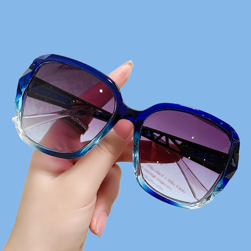 Vintage Oversized Sunglasses for Women