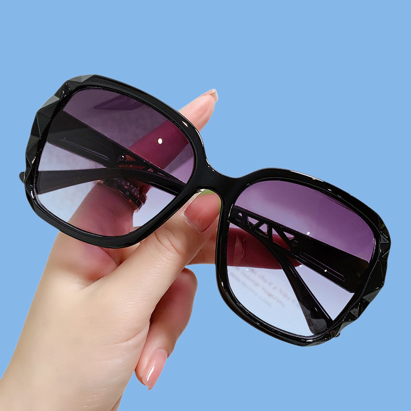 Vintage Oversized Sunglasses for Women