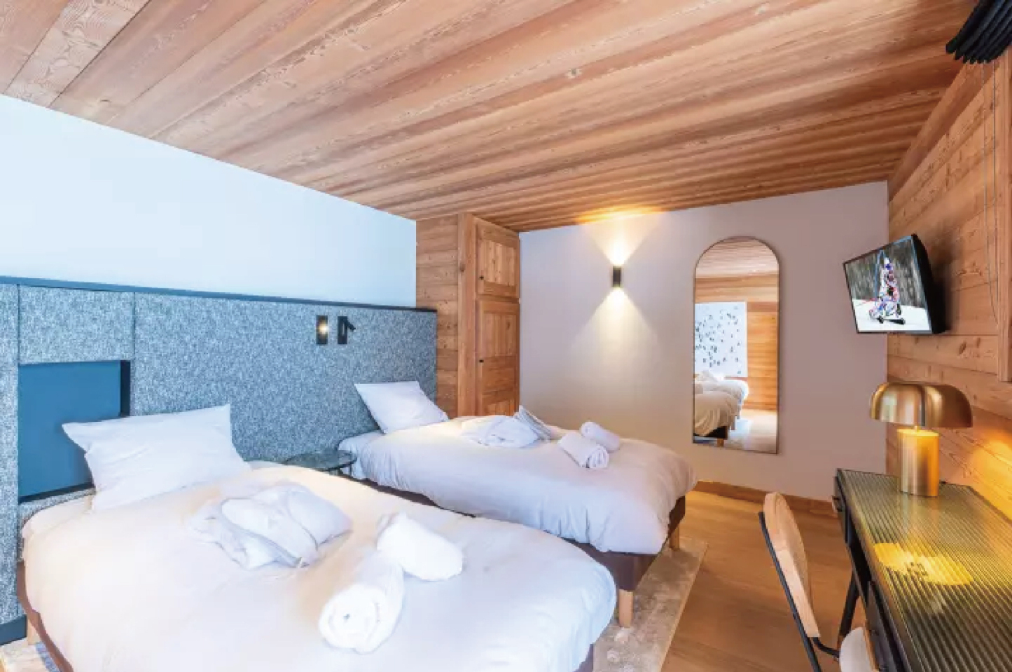 【法国｜Alpe d‘Huez】8天7晚6滑｜3.21-3.28｜TML音乐节，七天雪票+电音票