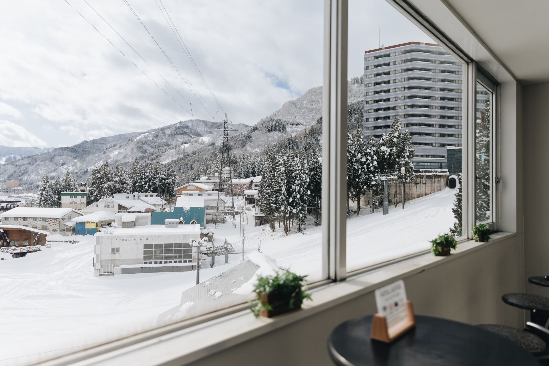 【日本｜汤泽】Hotel Justice 雪の宿｜滑进滑出，自助式早餐