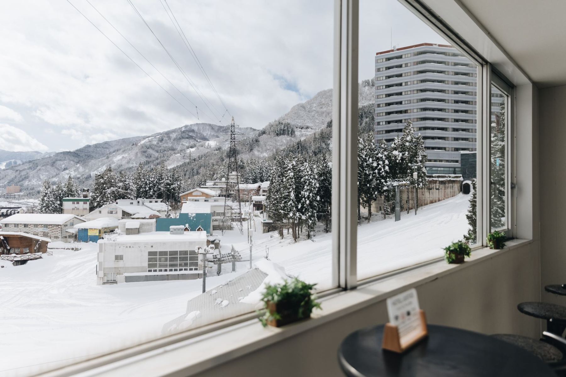 【日本｜汤泽】Hotel Justice 雪の宿｜滑进滑出，自助式早餐