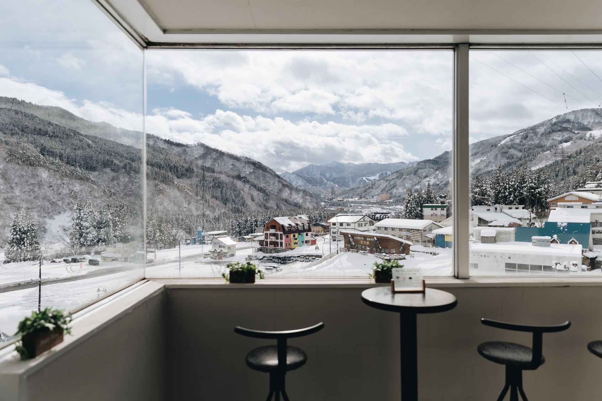 【日本｜汤泽】Hotel Justice 雪の宿｜滑进滑出，自助式早餐