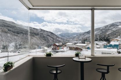 【日本｜汤泽】Hotel Justice 雪の宿｜滑进滑出，自助式早餐