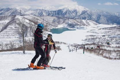 日本滑雪私教服务｜Private Ski & Snowboard Lessons in Japan
