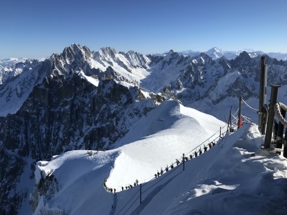 【法国｜霞慕尼】7天6晚5滑｜12月-3月 每周六集合发团｜5天雪票，舒适住宿