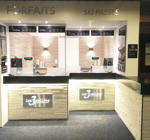 Skipass counters - M&eacute;ribel