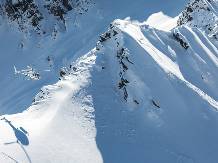 Harris 直升飞机滑雪｜Harris Mountains Heli-Sk