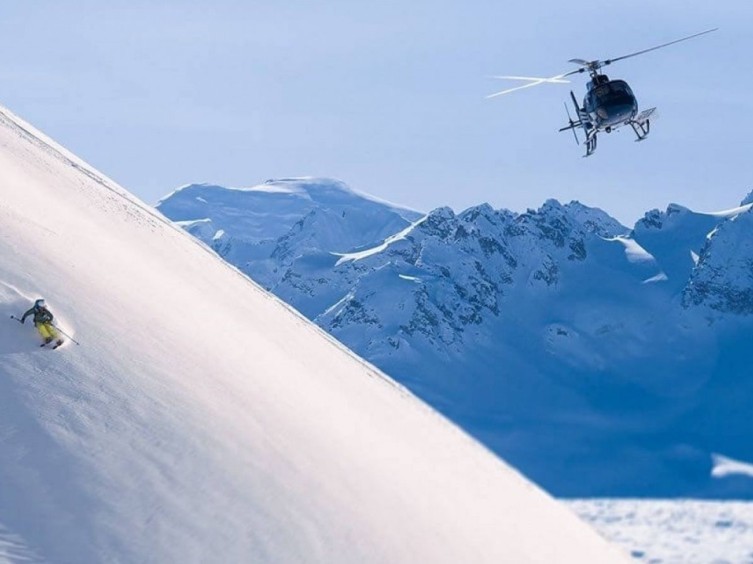 Harris 直升飞机滑雪｜Harris Mountains Heli-Sk