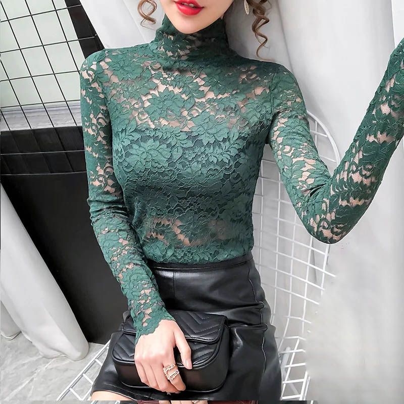 柔らかい シンプル フィット 裏起毛 レース トップス