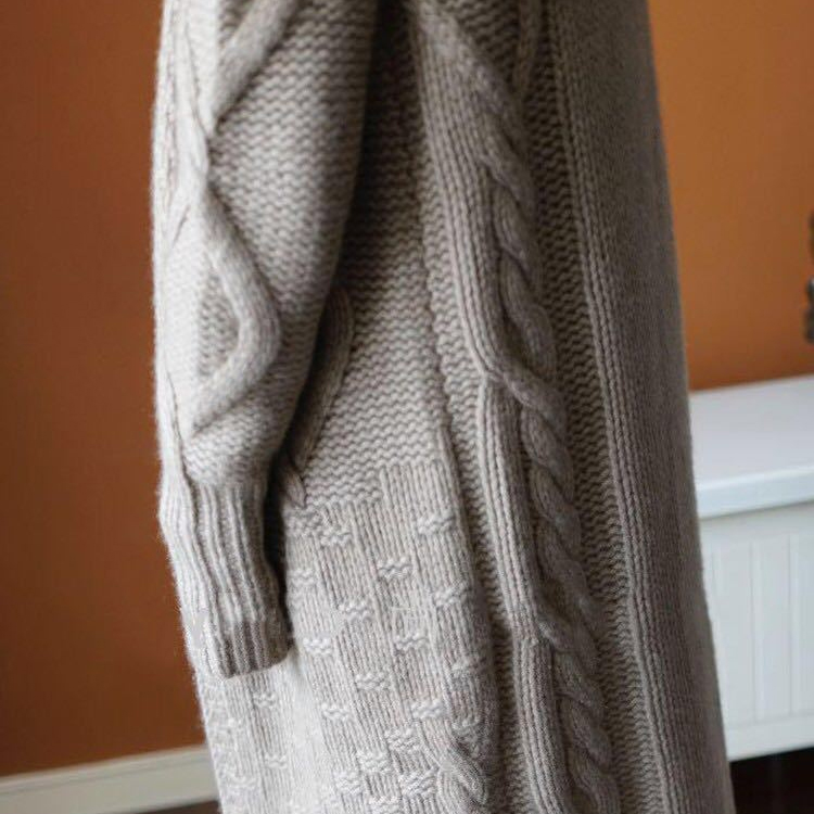 動きやすい シンプル フード付き ロング丈 ニット コート