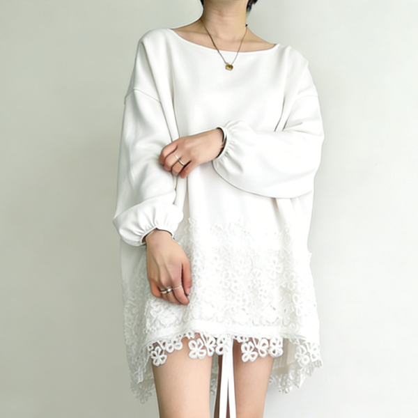 クルーネック 丸襟 ルーズ レース柄 トップス