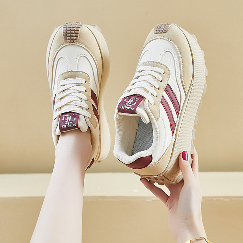 人気爆発中 スリム見え レディース 厚底 スニーカー