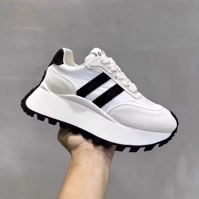 人気爆発中 配色 身長アップ 厚底 スニーカー