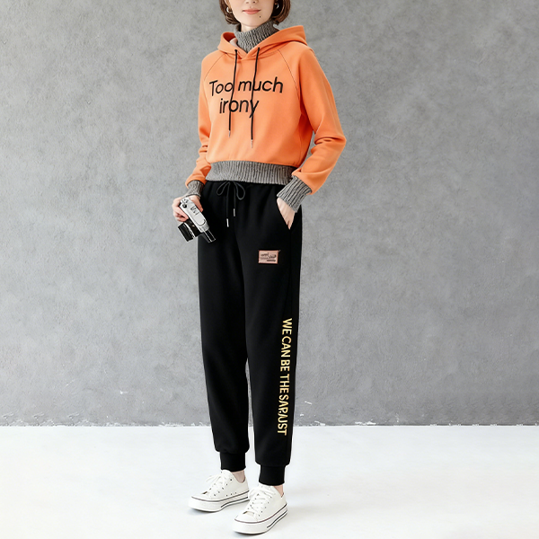 着回し力抜群 レディース アルファベット フード付き 上下セット