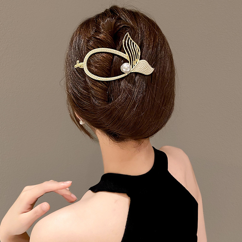 きらきら華奢 スウィート 高級感ヘ アクリップ