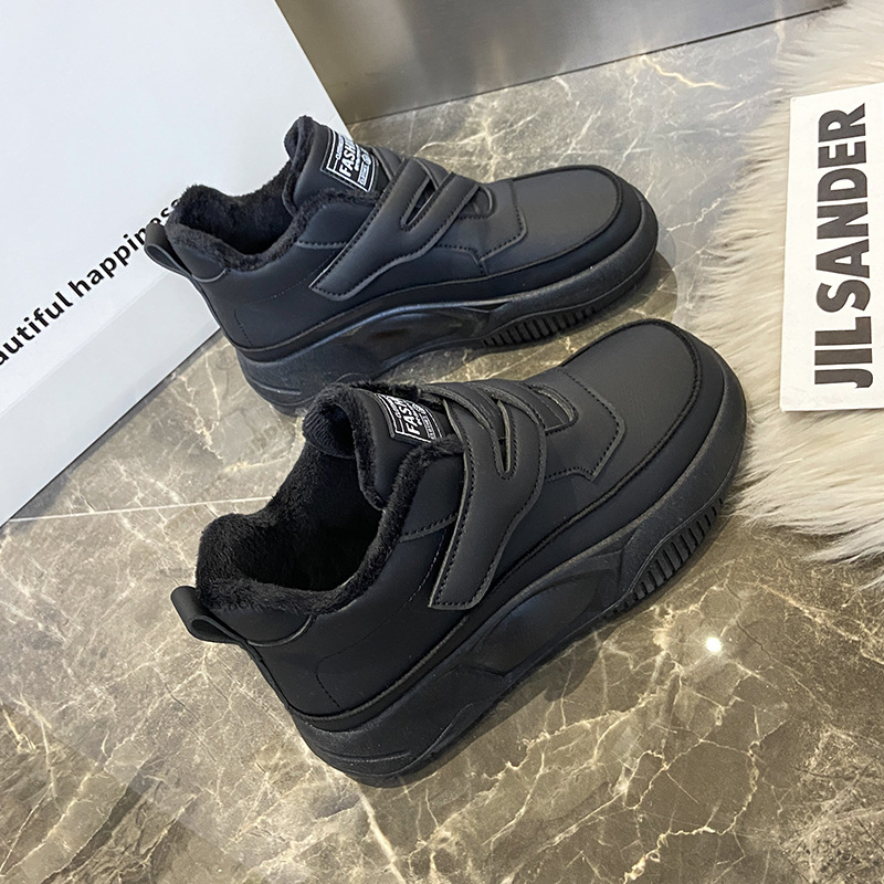 軽やか レトロ 街行き 無地 スニーカー