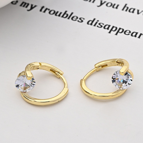 大人気 輝き ダイヤモンド ピアス