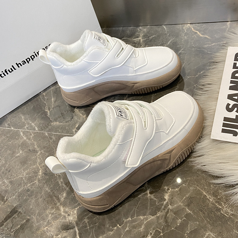 軽やか レトロ 街行き 無地 スニーカー