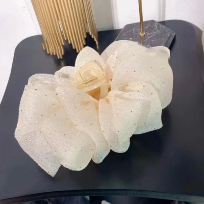 個性的な印象 大きい 蝶結びヘ アクリップ