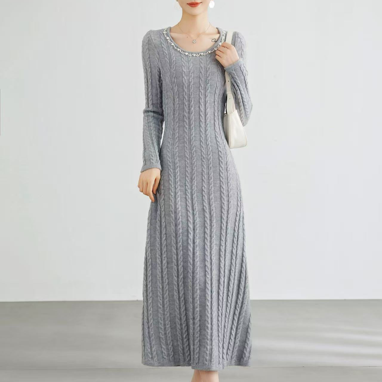 無地 カジュアル シンプル 長袖 ケーブル編み ニットワンピース
