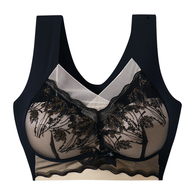 刺繍入り補正ブラ