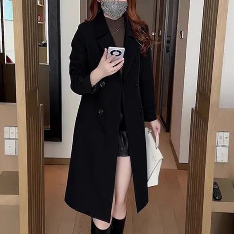 着瘦せトレンチコート