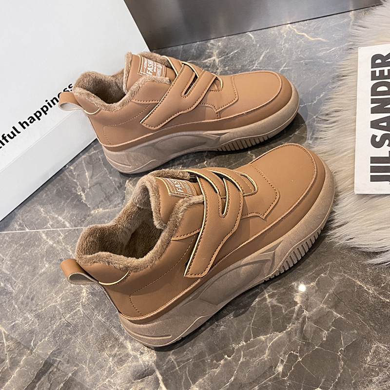 軽やか レトロ 街行き 無地 スニーカー