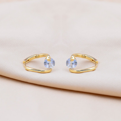 大人気 輝き ダイヤモンド ピアス