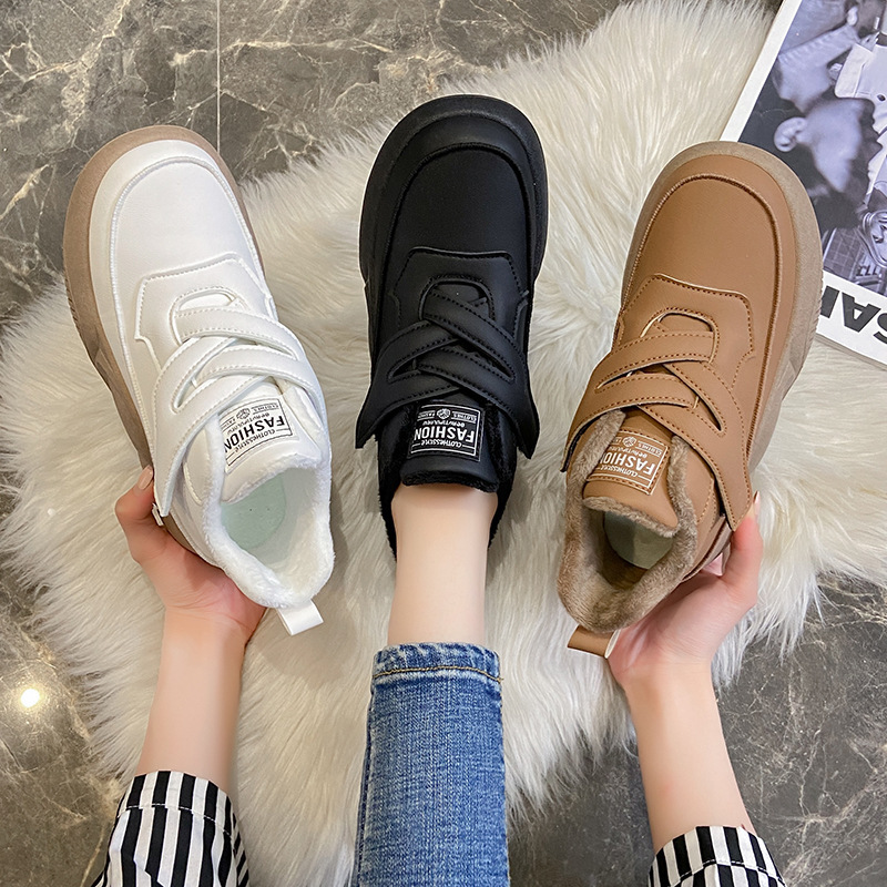 軽やか レトロ 街行き 無地 スニーカー