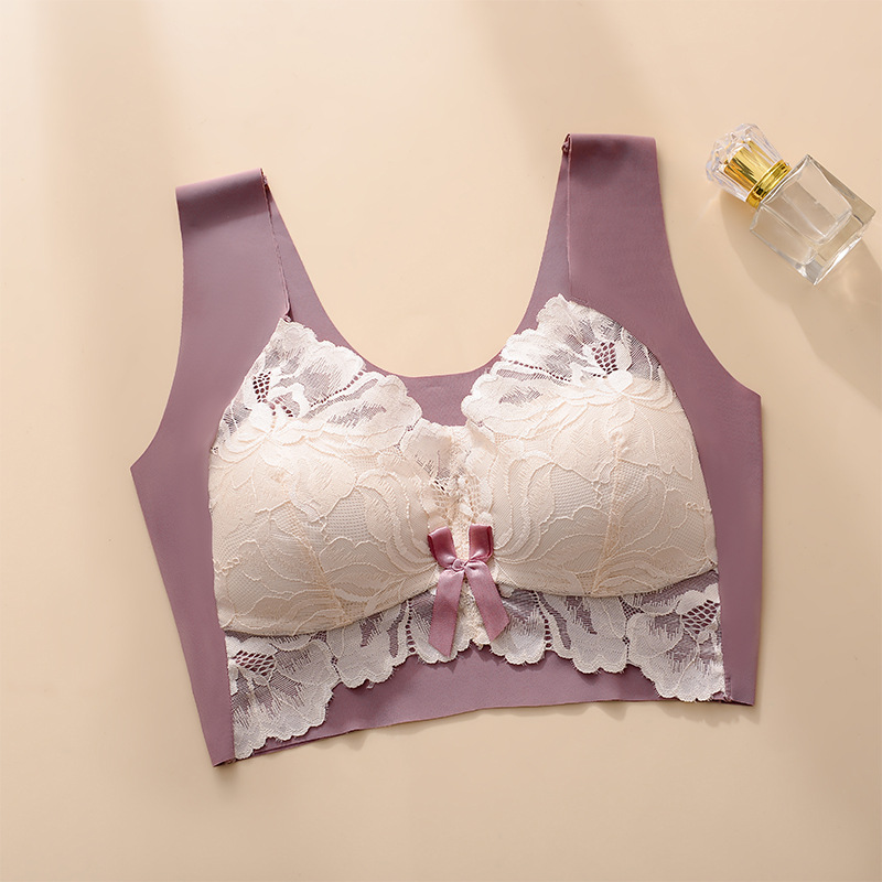 小さく見せる レース シンプル ファッション 配色 ブラジャー