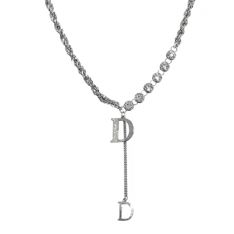 質感注目させ 無地 高級感頭文字D ネックレス