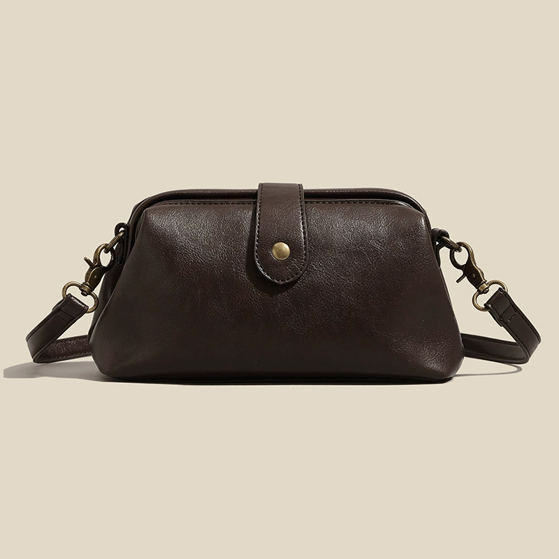 レトロ本革ショルダーバッグ