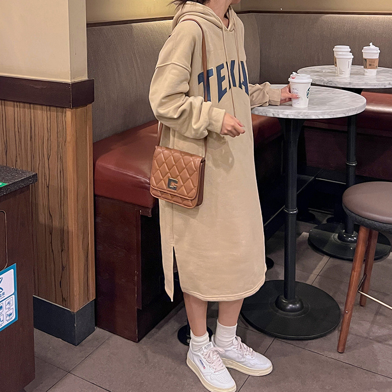 完売必至 フード付き アルファベット パーカー ワンピース