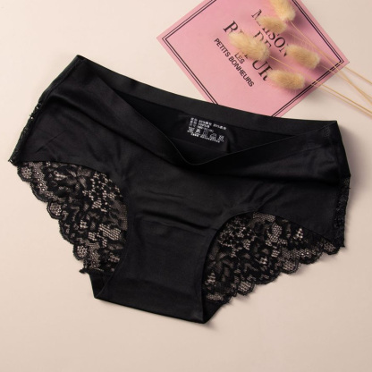 【レースショーツ】軽量・シームレス仕様 24時間履ける 繊細な作り　なめらかな肌触り