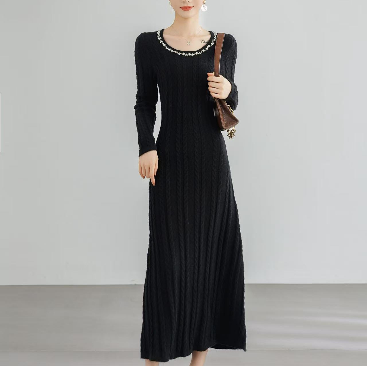 無地 カジュアル シンプル 長袖 ケーブル編み ニットワンピース