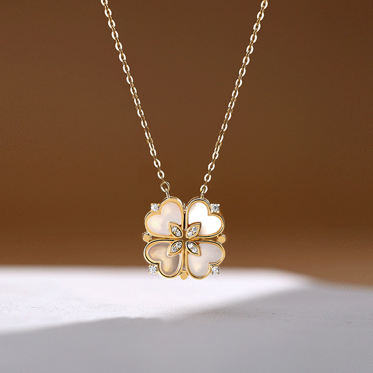 デートに着用最適 綺麗め 四つ葉 クローバーハート ネックレス