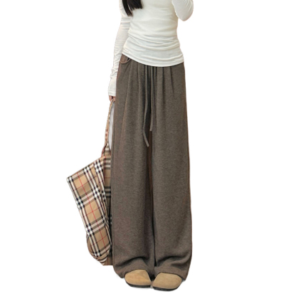 ドレープ感柔らかいワイドパンツ