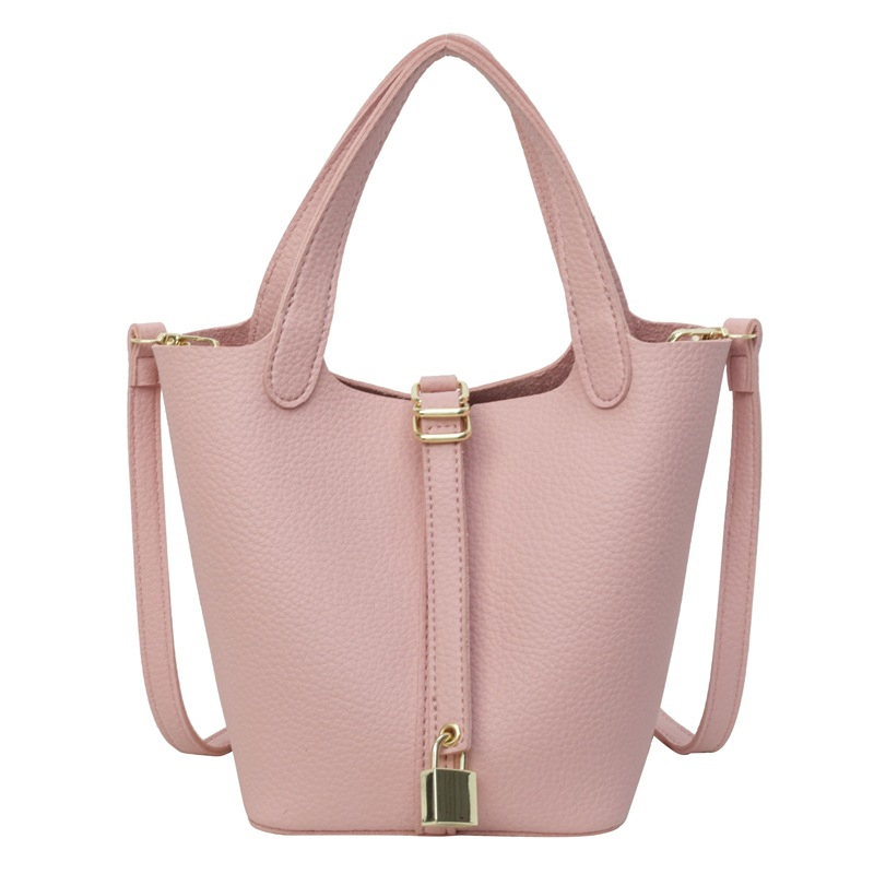 ファッション 大容量 ピコタンロック 斜掛け バッグ