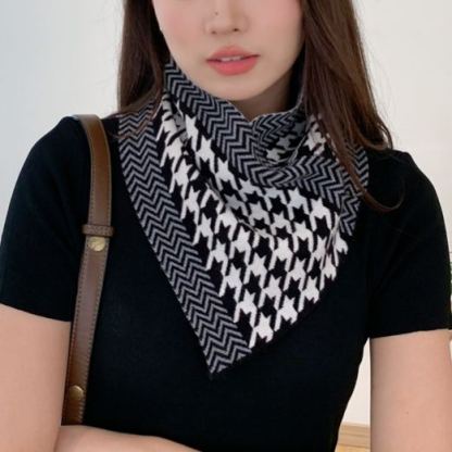 襟を保護する 多用途 ニット 三角スカーフ