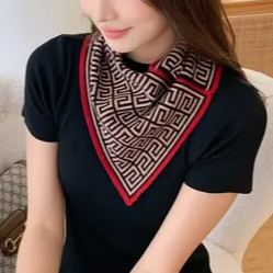 襟を保護する 多用途 ニット 三角スカーフ
