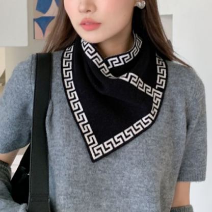 襟を保護する 多用途 ニット 三角スカーフ