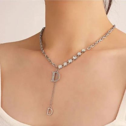 質感注目させ 無地 高級感頭文字D ネックレス